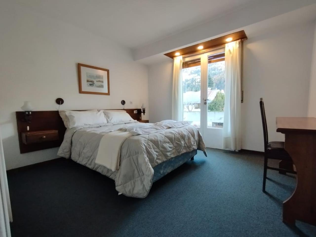 Hotel Crismalu San Martín de los Andes 外观 照片